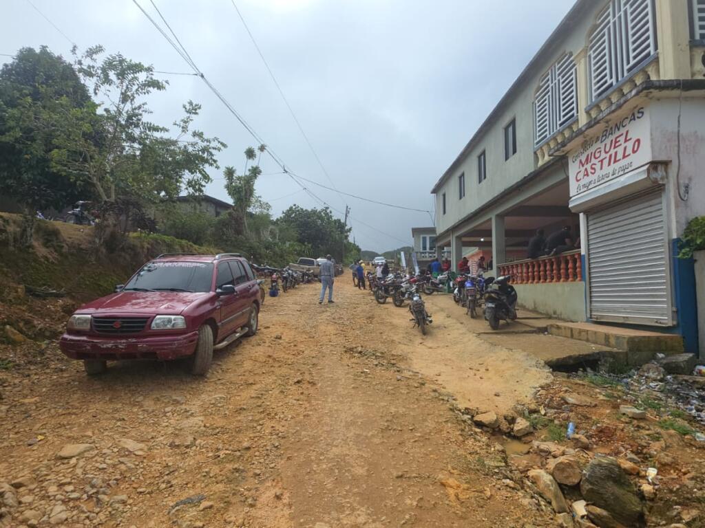 Loma Atravesada: una deuda social de más de 50 años en Las Galeras, Samaná